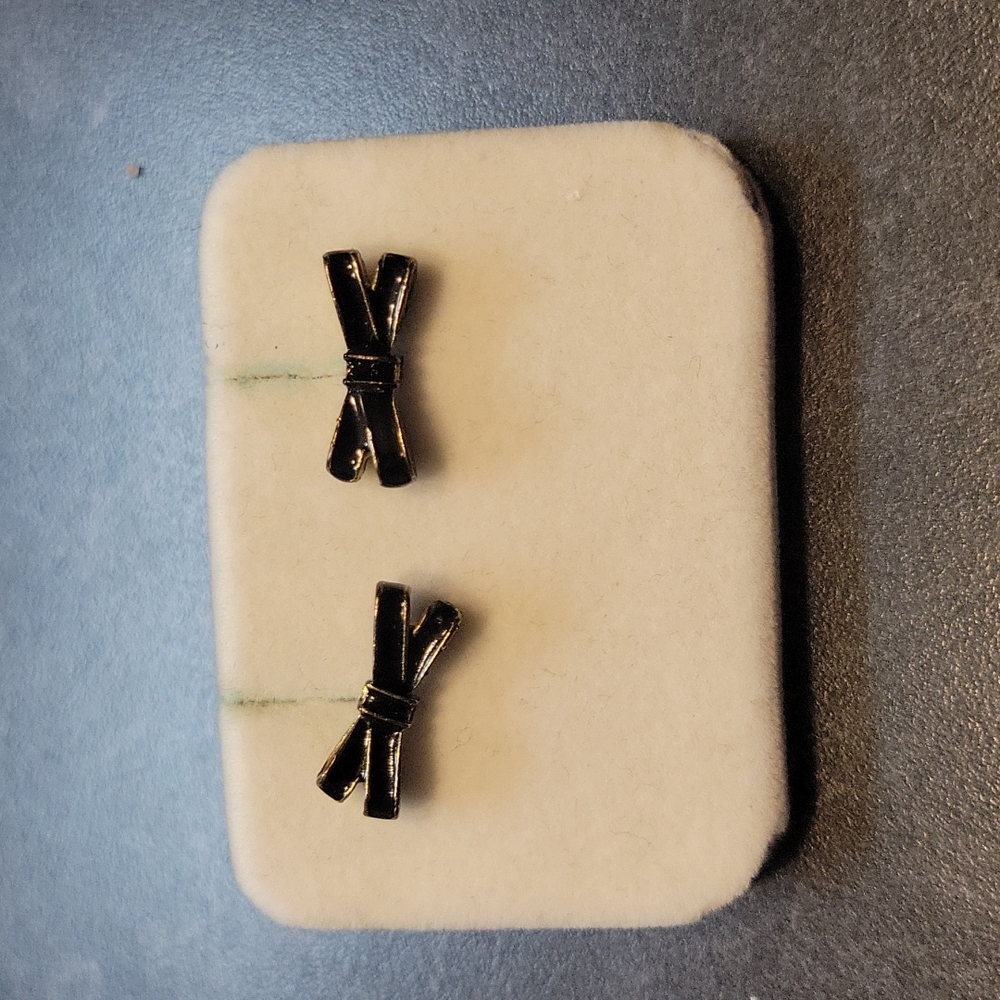 BETSEY JOHNSON | BLACK BOW | EARRING